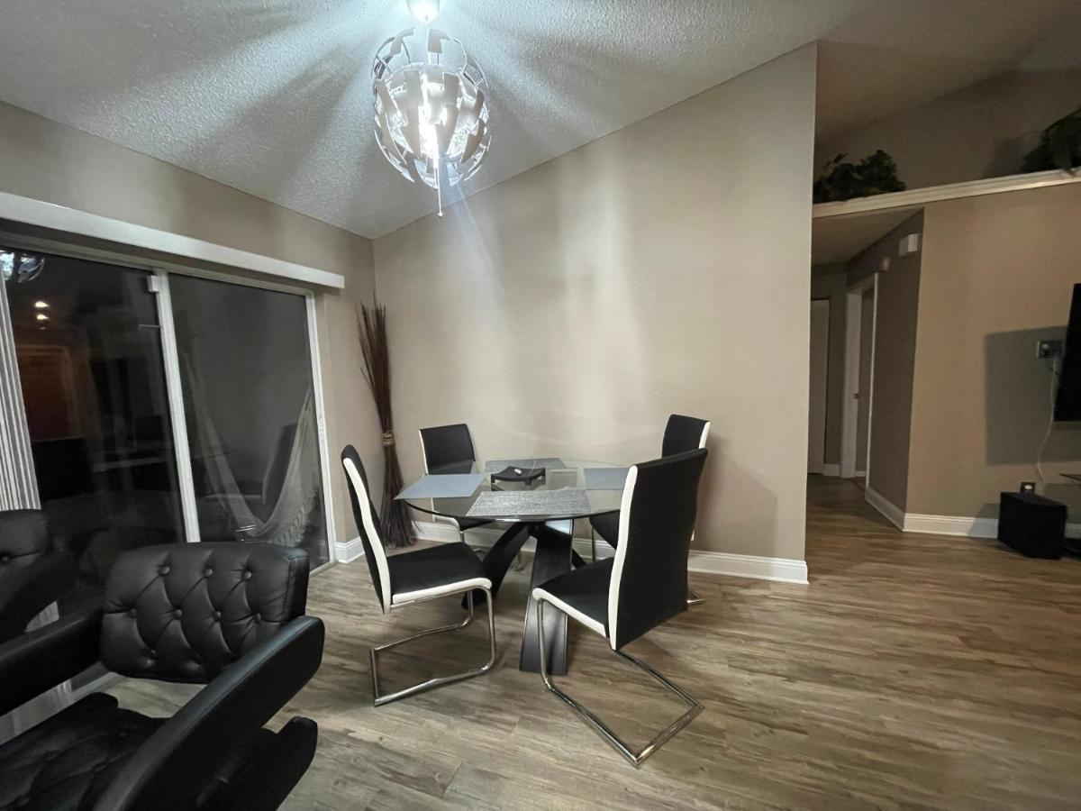 Cozy 3 Bedroom Home Close To Everything In Tampa! Екстер'єр фото