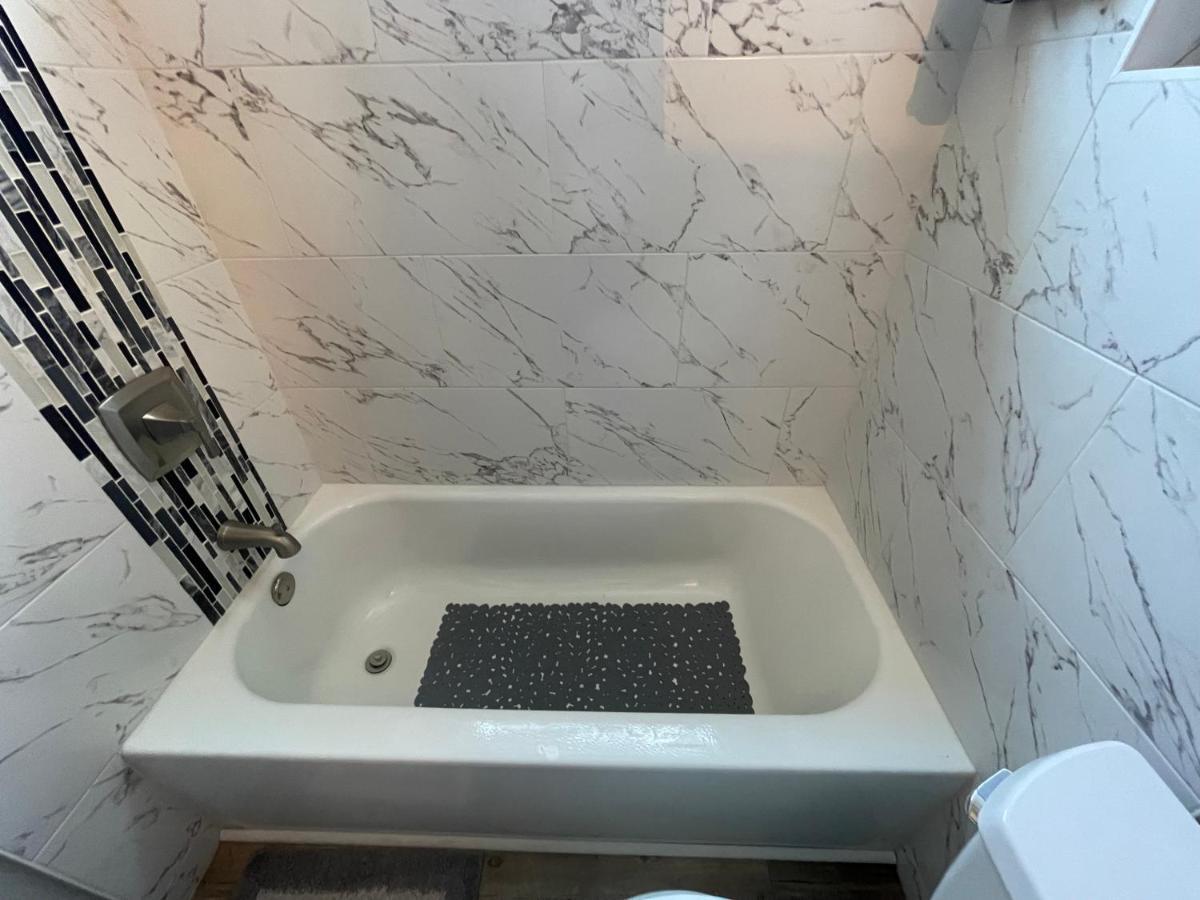Cozy 3 Bedroom Home Close To Everything In Tampa! Екстер'єр фото