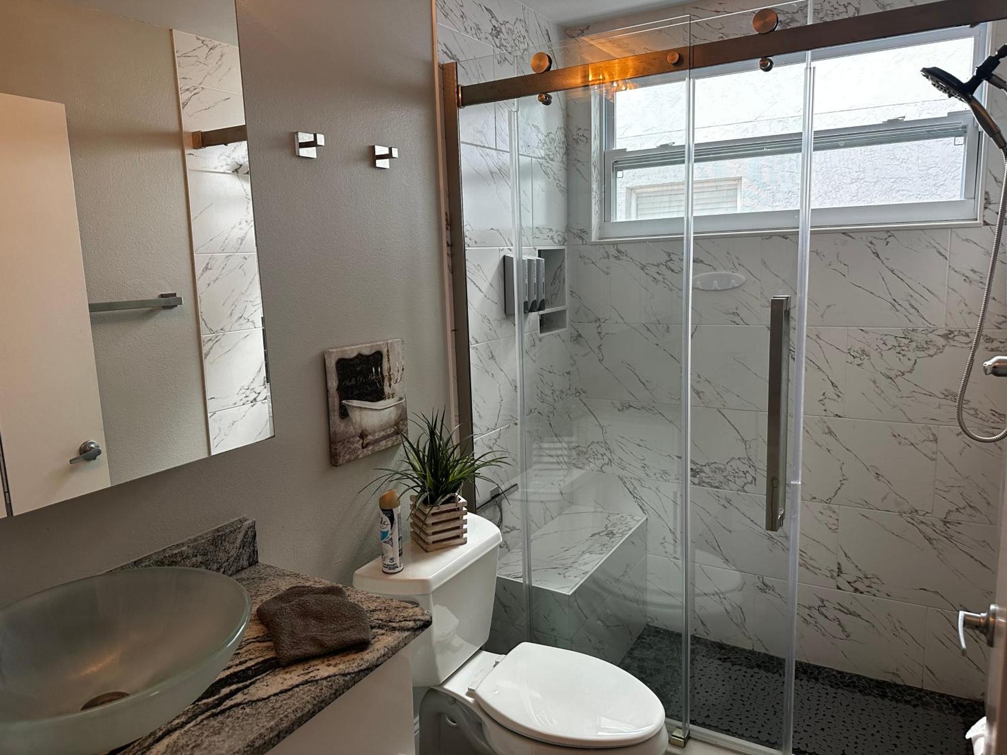 Cozy 3 Bedroom Home Close To Everything In Tampa! Екстер'єр фото